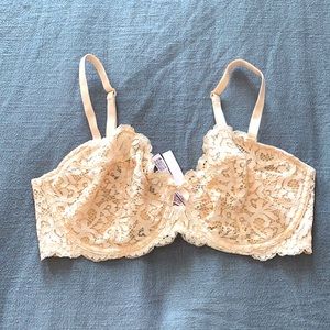 Victoria’s Secret | Unlined Demi
